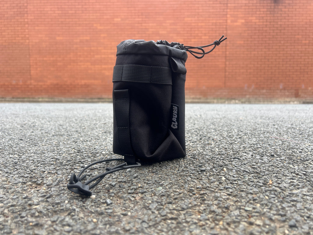 Cloudy stem feed bag
