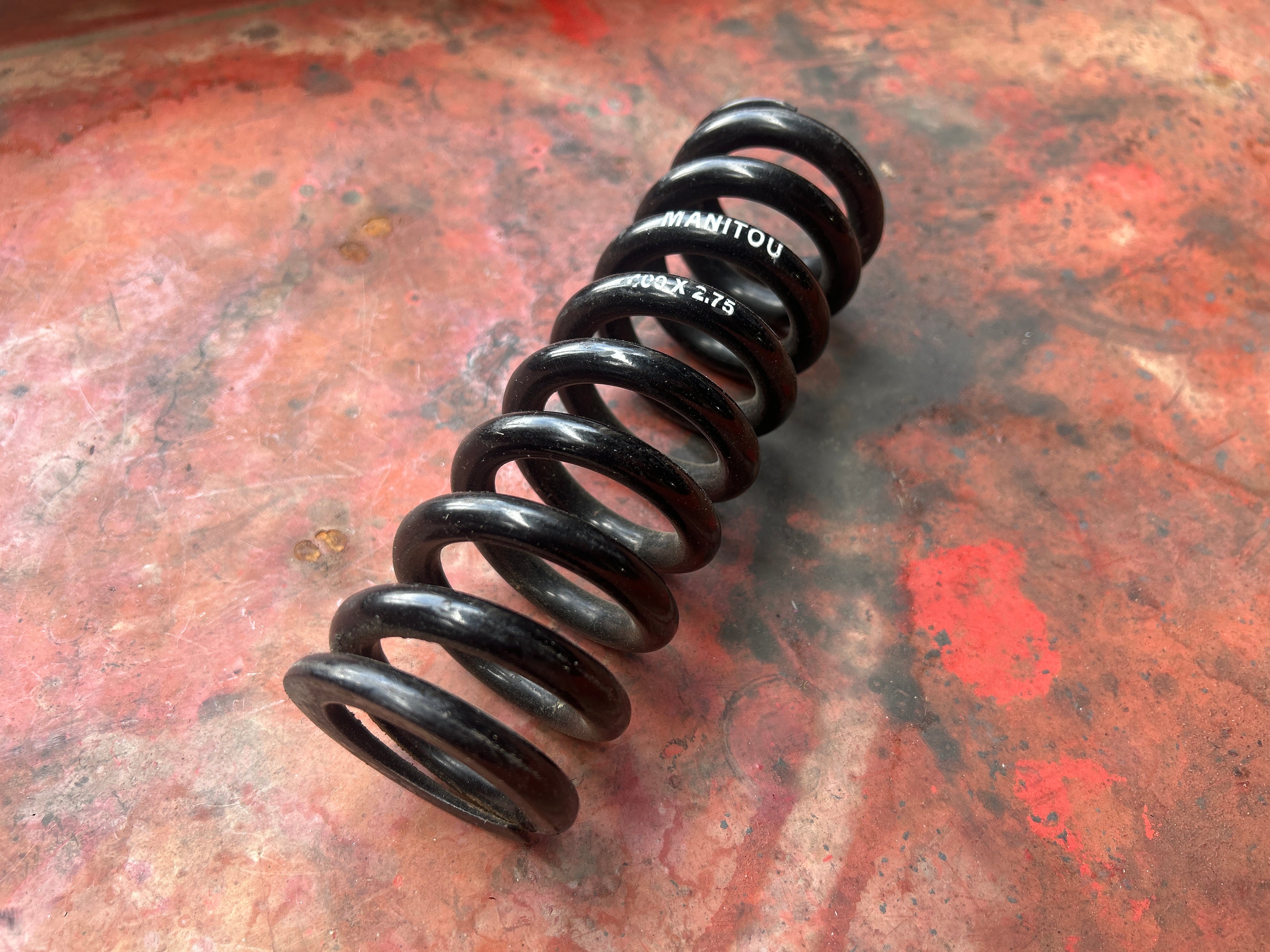Manitou coil spring 400x2.75