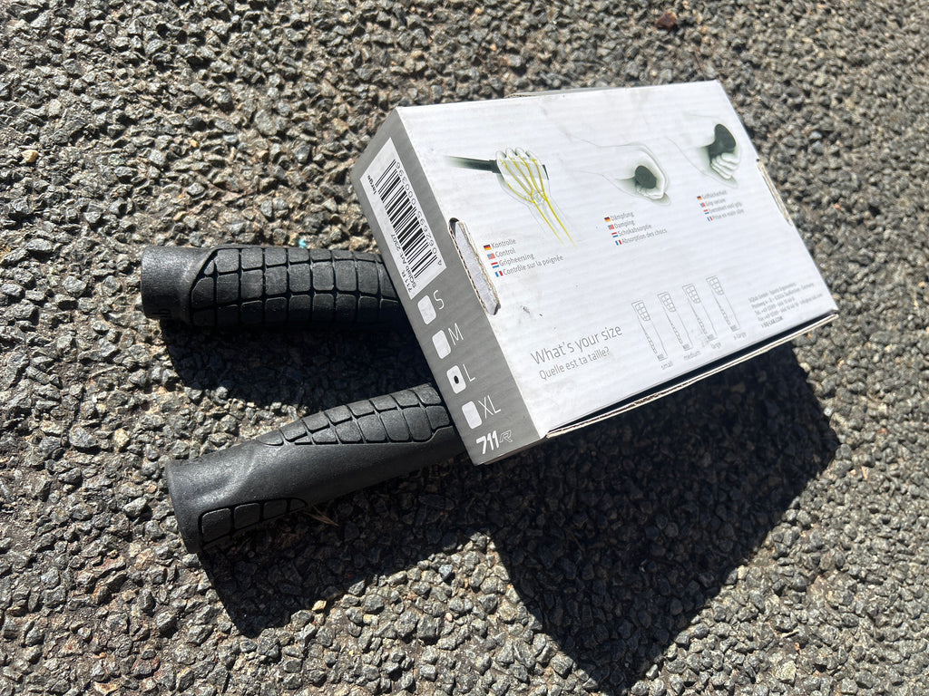 SQ Lab 711R Grips